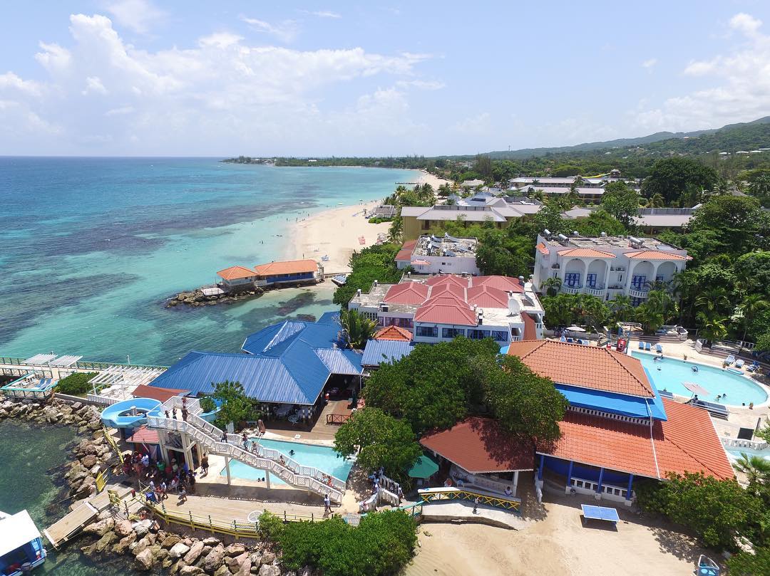 luxurious all inclusive family friendly resorts caribbean